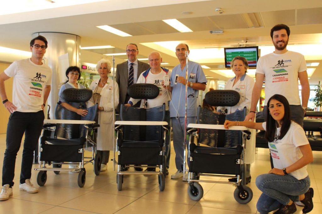 AUSL Reggio Emilia, ecografo palmare e carrozzine donate al reparto di Medicina